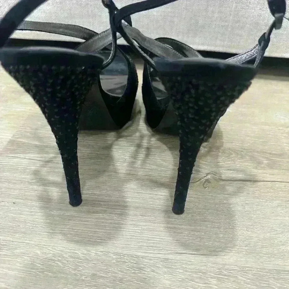 Guess by Marciano ~ black womens heel sandals ~ 9M - Picture 4 of 6